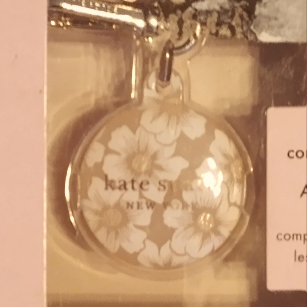KATE SPADE AIR TAG